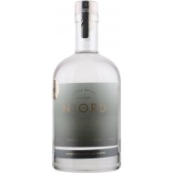 NjordDistilledSandAndSeaGinAmberandSeaweed4550cl-20